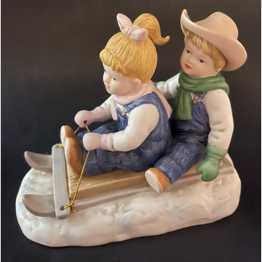 Vtg Home Interior 1999  “Winter Fun”  Denim Days Figurine